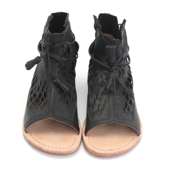 John Fluevog River Acre Black Leather Sandals 11 - Picture 6 of 13